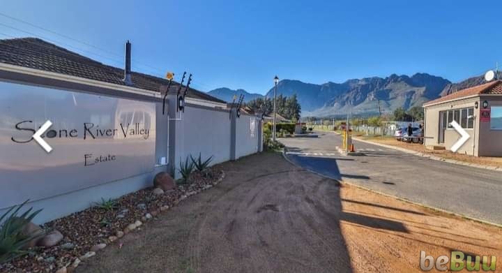 4 bedroom house in Stone River Valley Estate, Cape Town, Western Cape