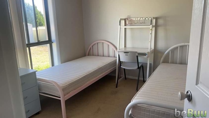 Clean, quiet, nice roommate for at least three months, Dubbo, New South Wales