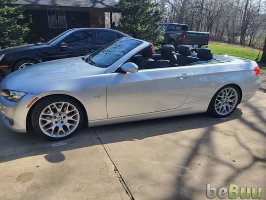 Spring is coming! 2007 bmw 328i convertible! In great condition, Madison, Wisconsin