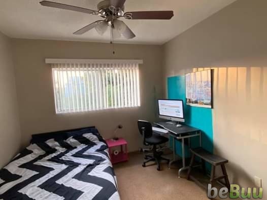 Private room  in Central Hollywood $1, Los Angeles, California