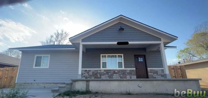 House for sale located in Garden City KS $280, Kansas City, Missouri