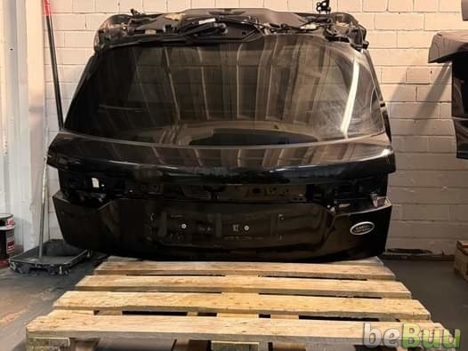 Land Rover Velar L560 2017-2023 Black Rear Tailgate With Glass, West Yorkshire, England