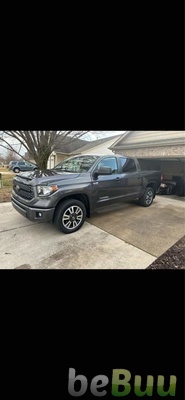 I?m selling my 2021 Toyota tundra SR5 crewmax, Lafayette, Indiana