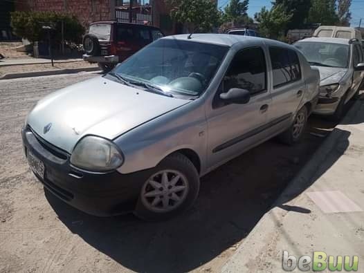 2000 Renault Clio, Puerto Madryn, Chubut