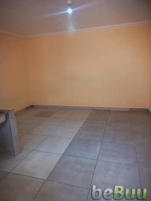 Roommate, Pretoria, Gauteng