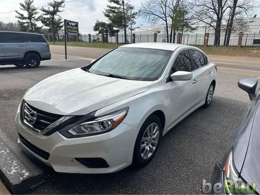 2016 Nissan Altima Vehicle is in perfect condition, Jackson, Tennessee