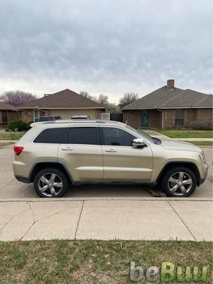 2011 jeep grand Cherokee Clean title  Features Four-wheel-drive, Fort Worth, Texas