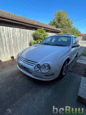 Selling on behalf of my cousin as she has moved interstate, Melbourne, Victoria