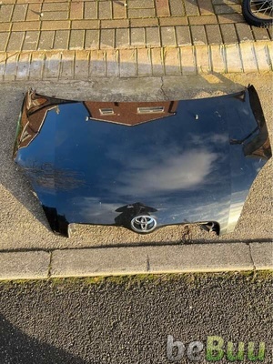 Toyota yaris bonnet in good condition, West Yorkshire, England