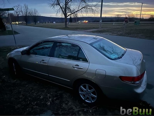 Good car runs great looking for a new home asap, Madison, Wisconsin
