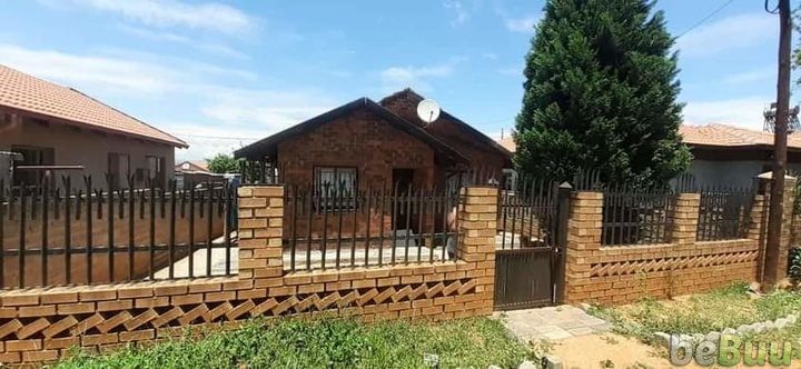 2 bedroom house for sale in Soshanguve block uu nicely secured, Pretoria, Gauteng