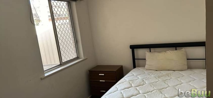 Room available only for girl Hi, Adelaide, South Australia