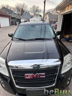 Selling my 2012 GMC SLE! It runs and drives perfect, Milwaukee, Wisconsin
