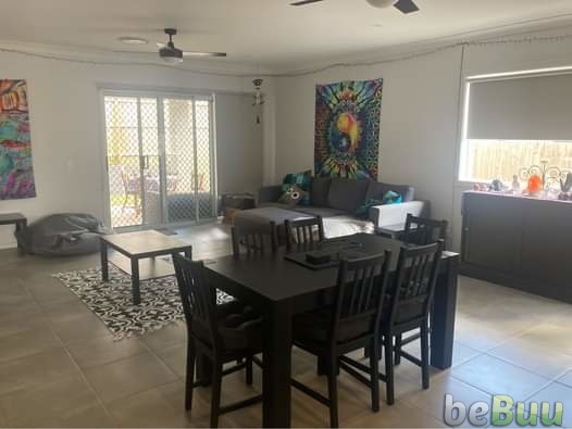 Room For Rent in Sharehouse (housemate wanted) - Park Ridge, Brisbane, Queensland
