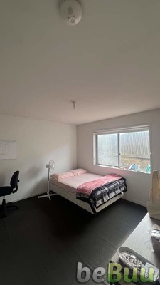 Room available in Highton, Geelong, Victoria