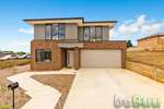 9 Beds 4 Baths Room only, Geelong, Victoria