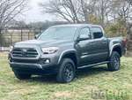 Very clean 2018 Toyota Tacoma Low miles 27k, Dallas, Texas